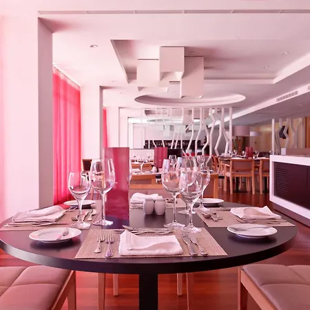 Отель Mercure Centro Брага