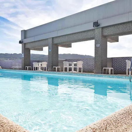 Mercure Centro Отель Брага