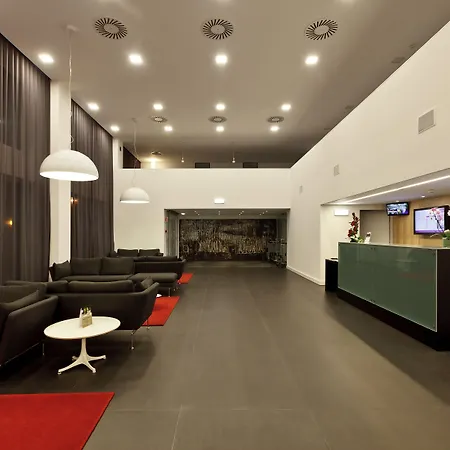 Mercure Centro Отель Брага