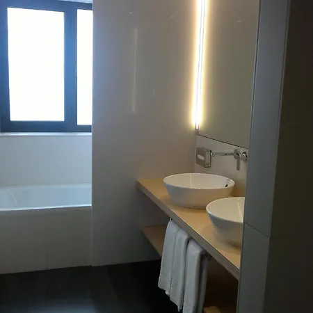 布拉加市区美居酒店 酒店 4*