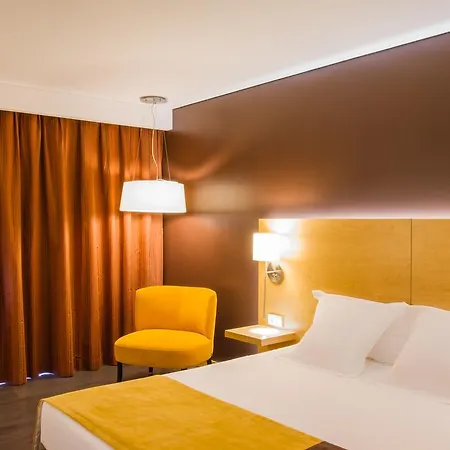 فندق Mercure Centro 4*